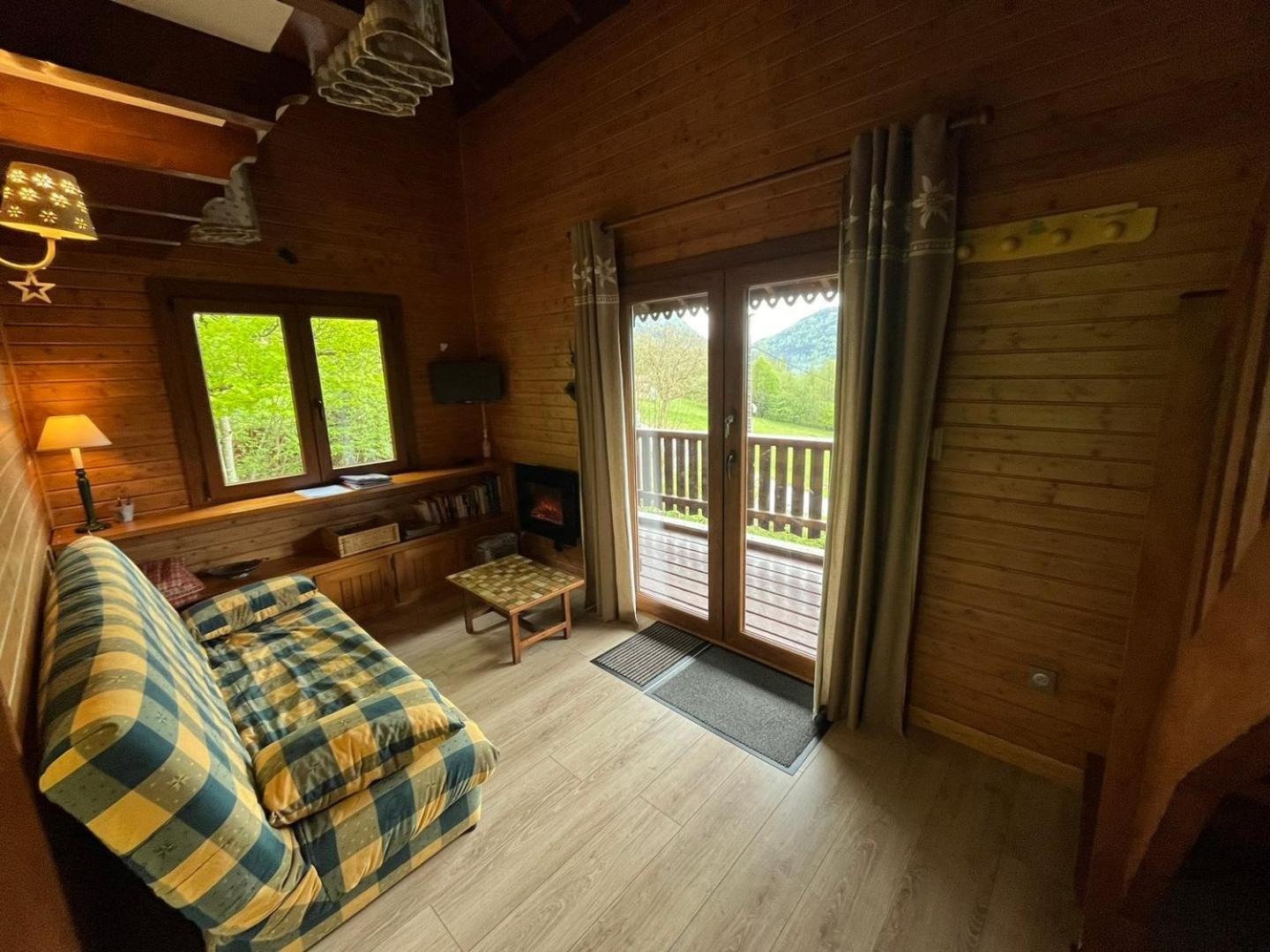 Chalet Bois Vue Panoramique : 2 Logements Et Sauna บูสซอง ภายนอก รูปภาพ